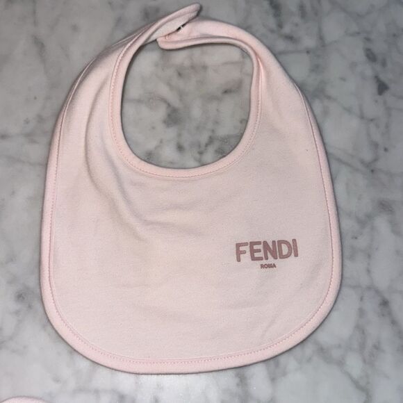 NWT FENDI Pink Baby 3 Piece Gift Set 1M - Picture 7 of 10